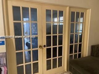 251 SW 16th St