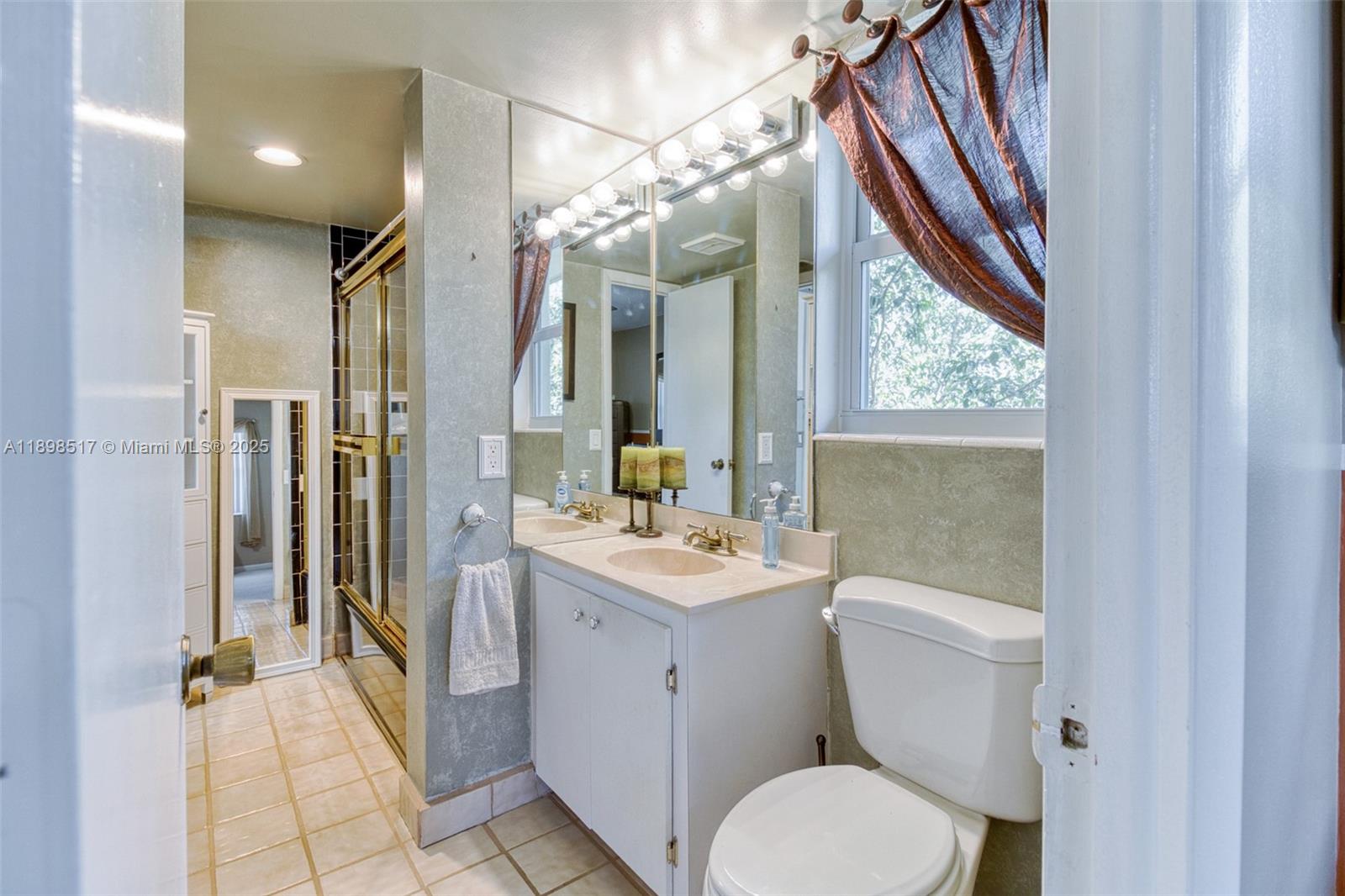 MOORING CONDO AT PINE CRE - Residential
