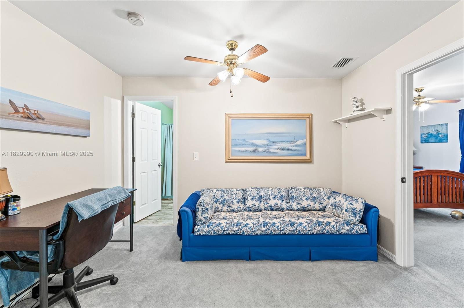 MIRROR LAKES - Residential