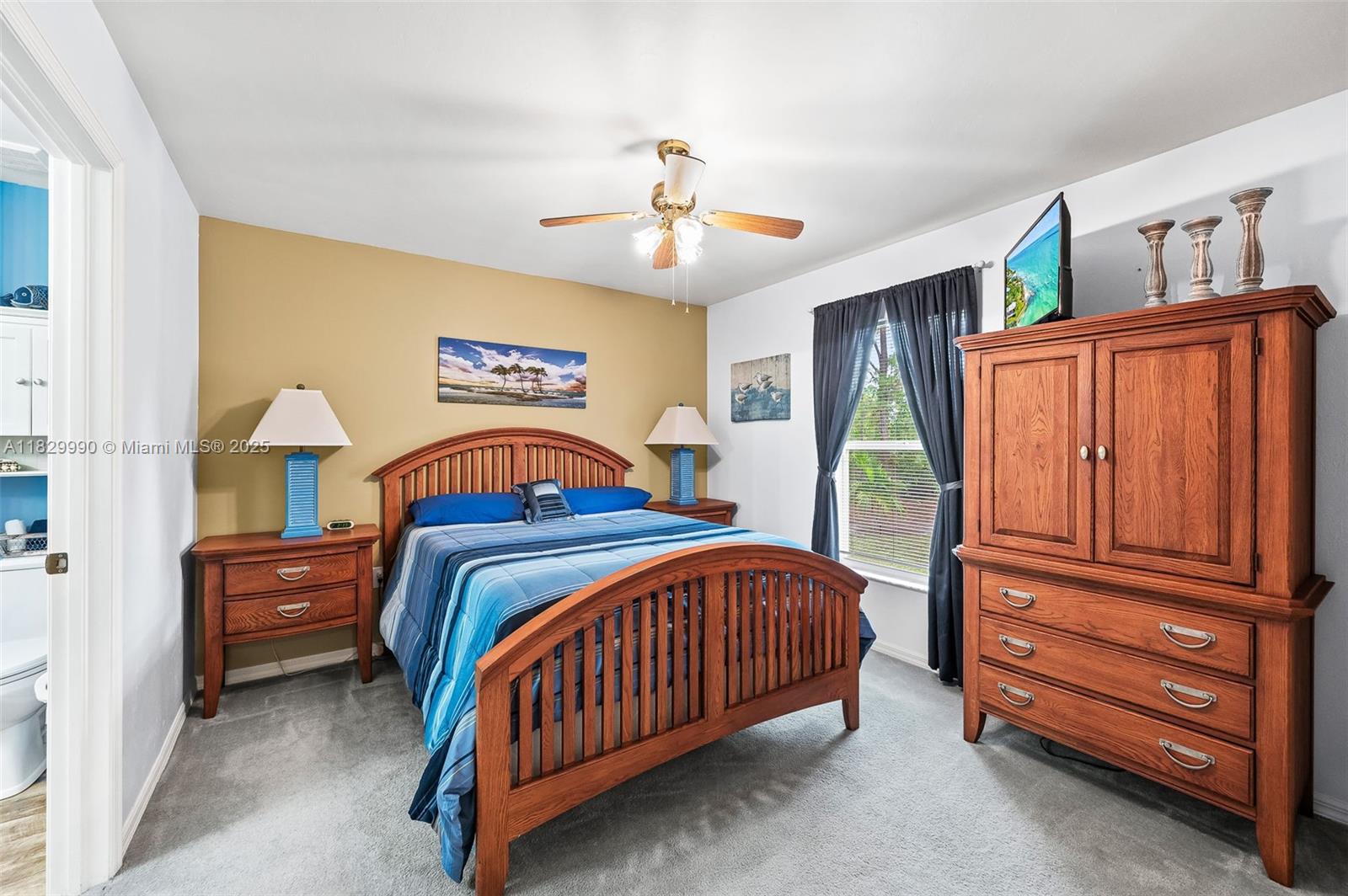 MIRROR LAKES - Residential