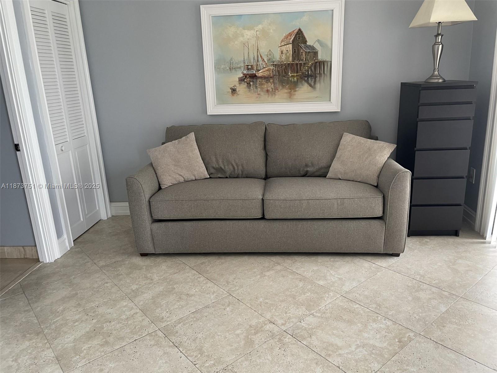 SUMMIT - Residential Lease