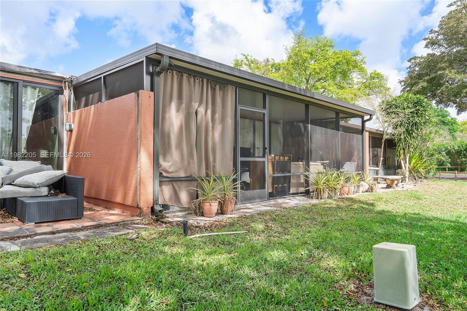 EVERGLADES SUGAR & LAND C - Residential