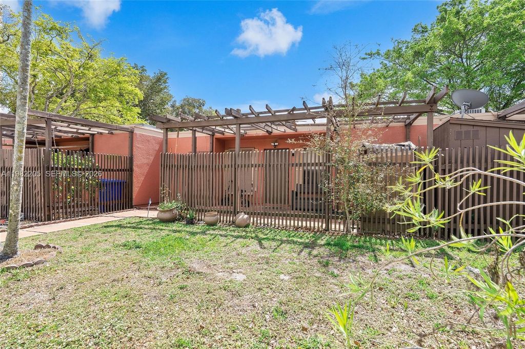 Photo of 10304 Fairway Rd, Pembroke Pines, FL 33026 (MLS # A11982205)