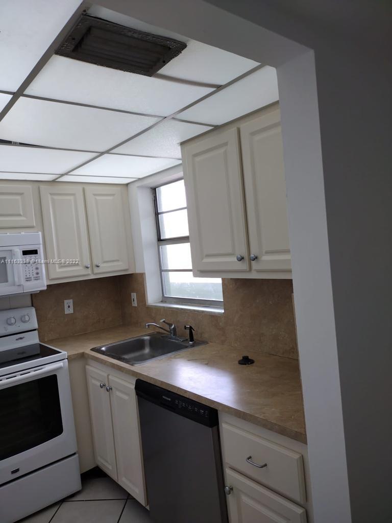 JAMESTOWN CONDO - Residential Lease