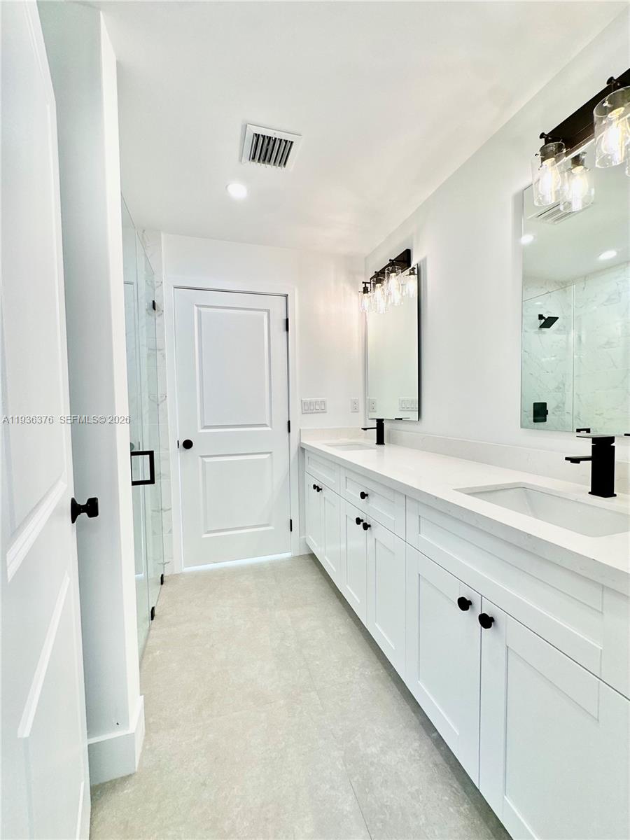 UNIVERSITY PARK - Residential