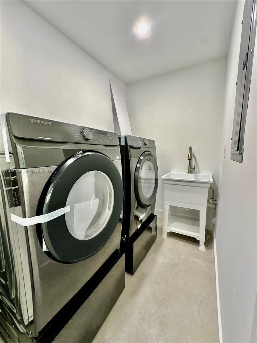 UNIVERSITY PARK - Residential