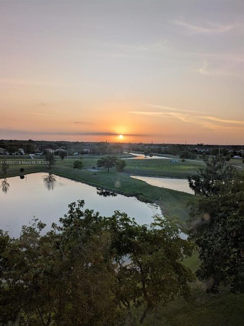 3090 N Course Dr 708 Pompano Beach FL 33069