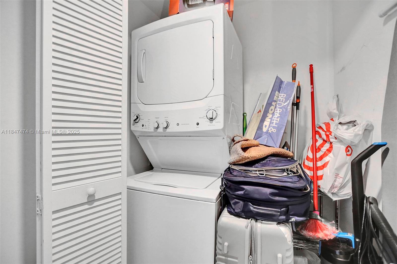 3401 MIDTOWN CONDO - Residential