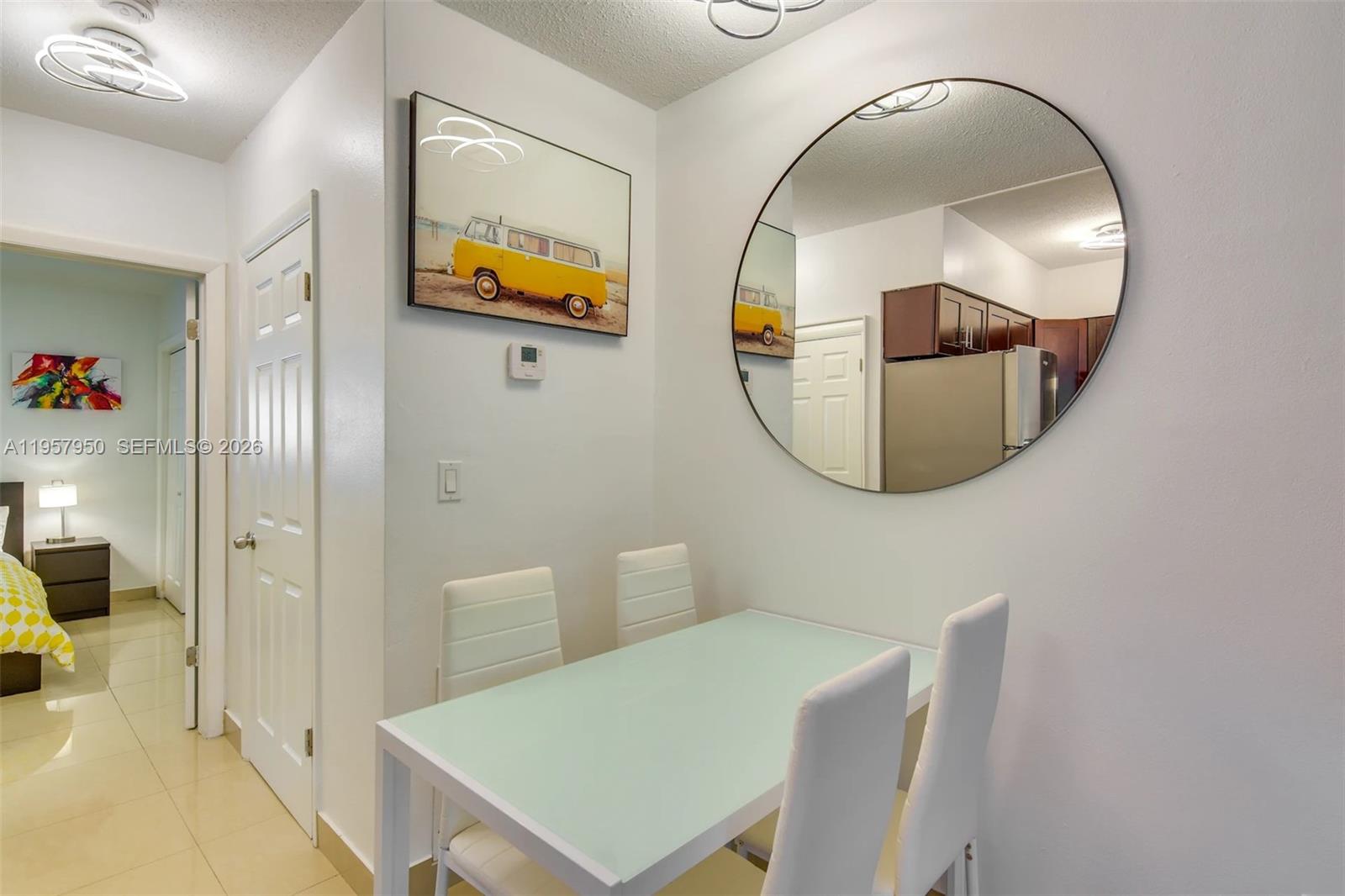 HALLANDALE PINES ESTATES - Residential Income