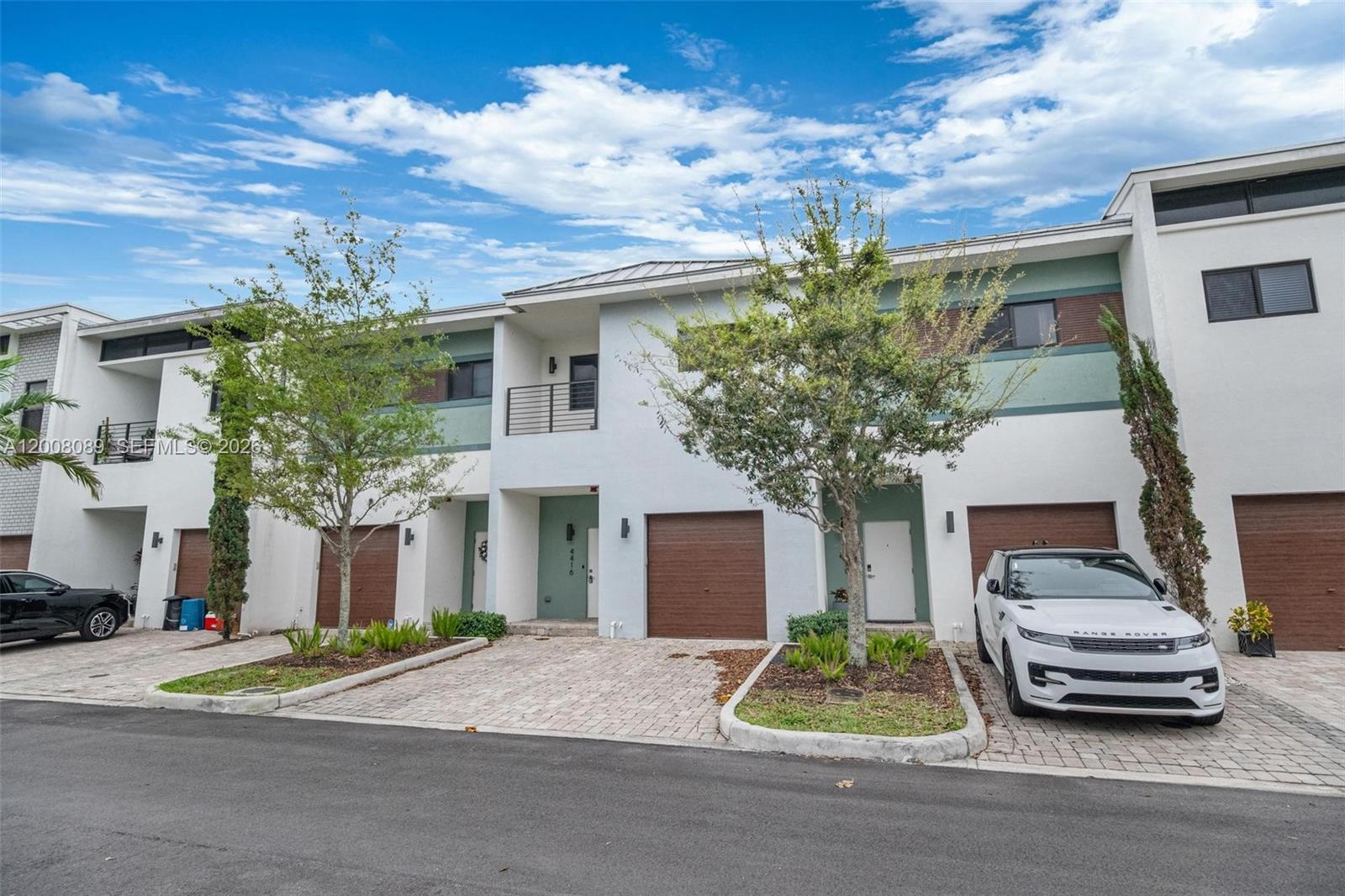 PLANTATION BUSINESS PARK - Residential