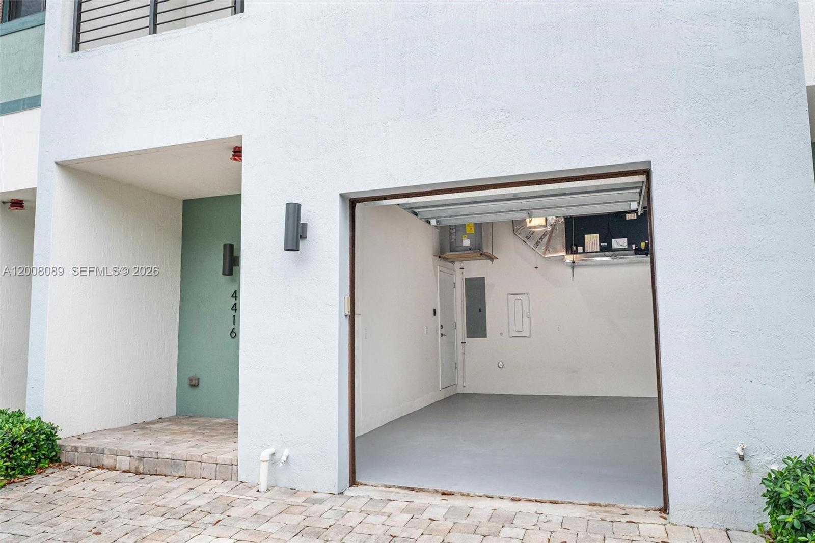 PLANTATION BUSINESS PARK - Residential