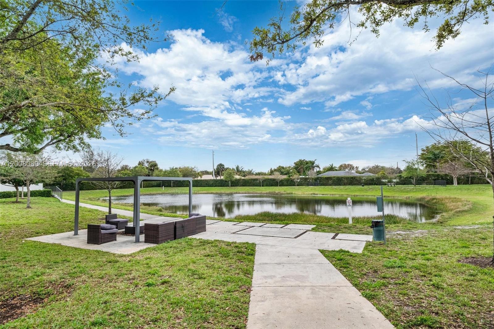 PLANTATION BUSINESS PARK - Residential