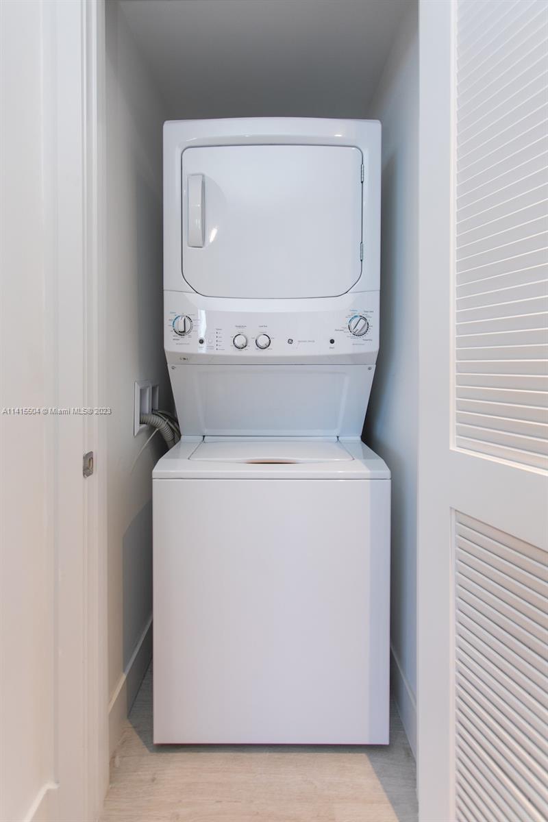 4010 SOUTH OCEAN CONDO - Residential Lease