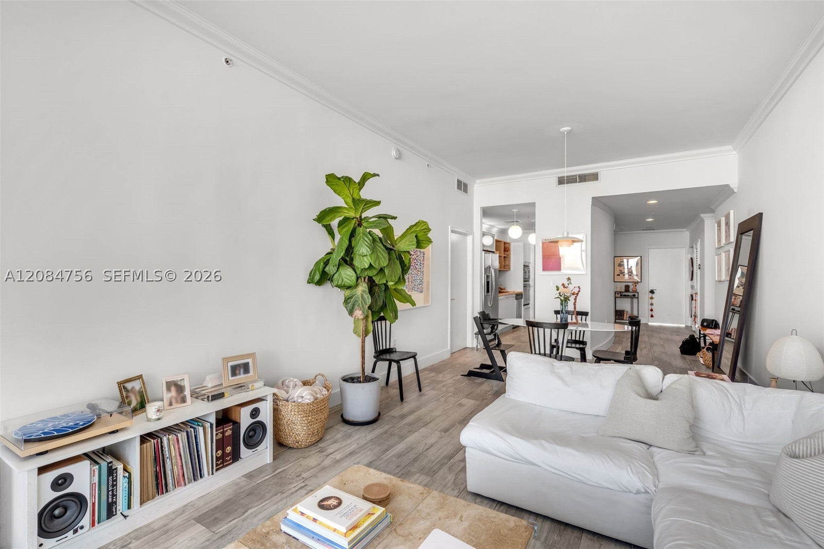 7928 East Dr 604