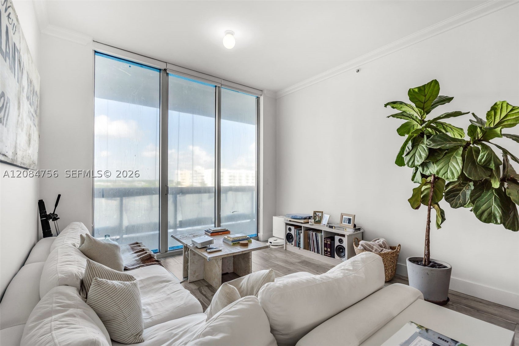 7928 East Dr 604