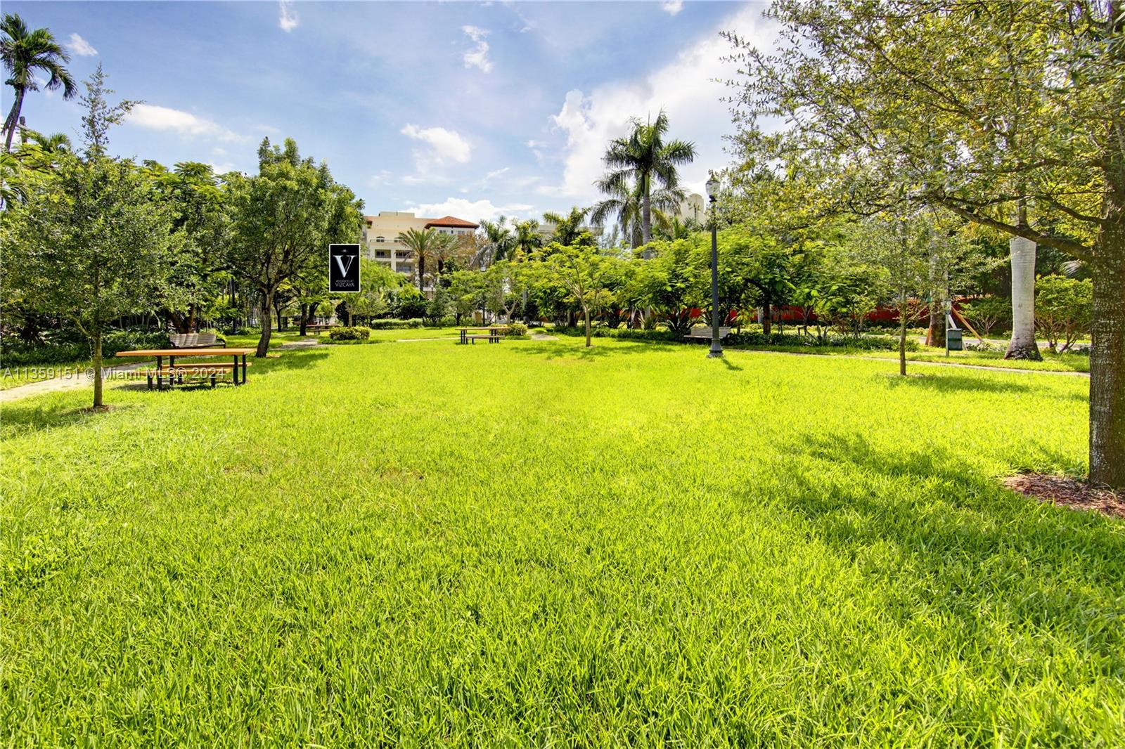 RESIDENCES AT VIZCAYA - Residential