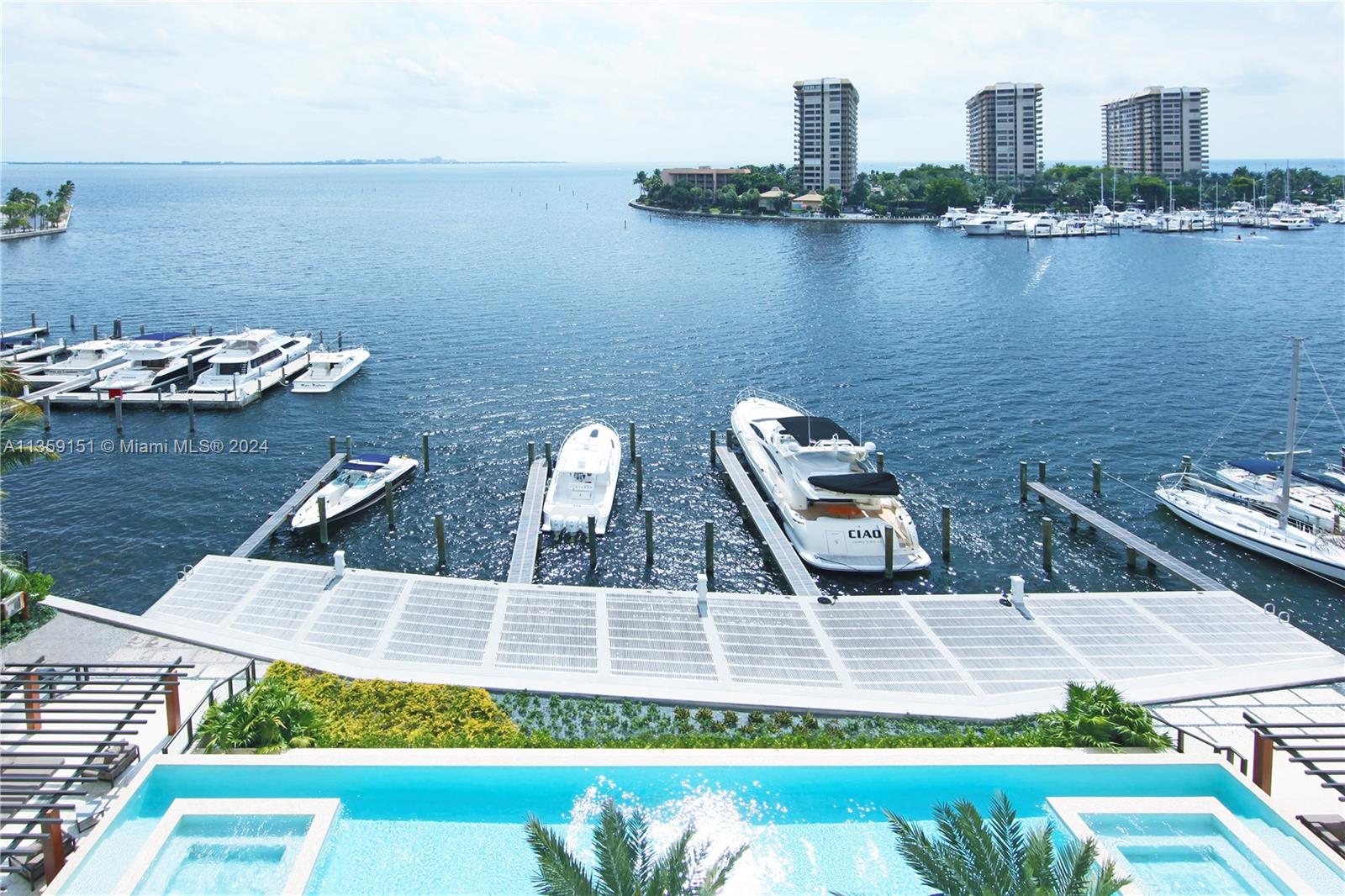 RESIDENCES AT VIZCAYA - Residential