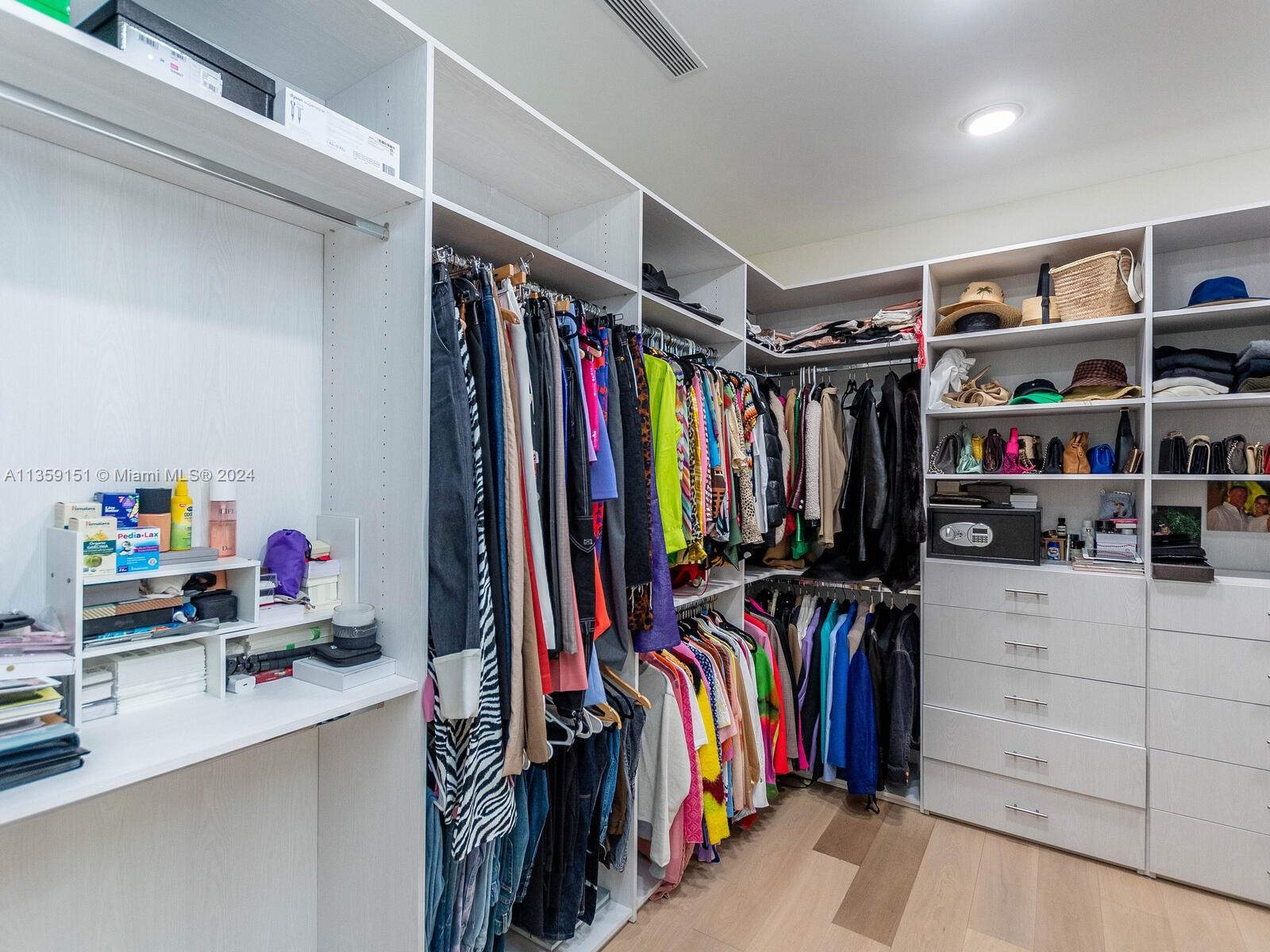 RESIDENCES AT VIZCAYA - Residential