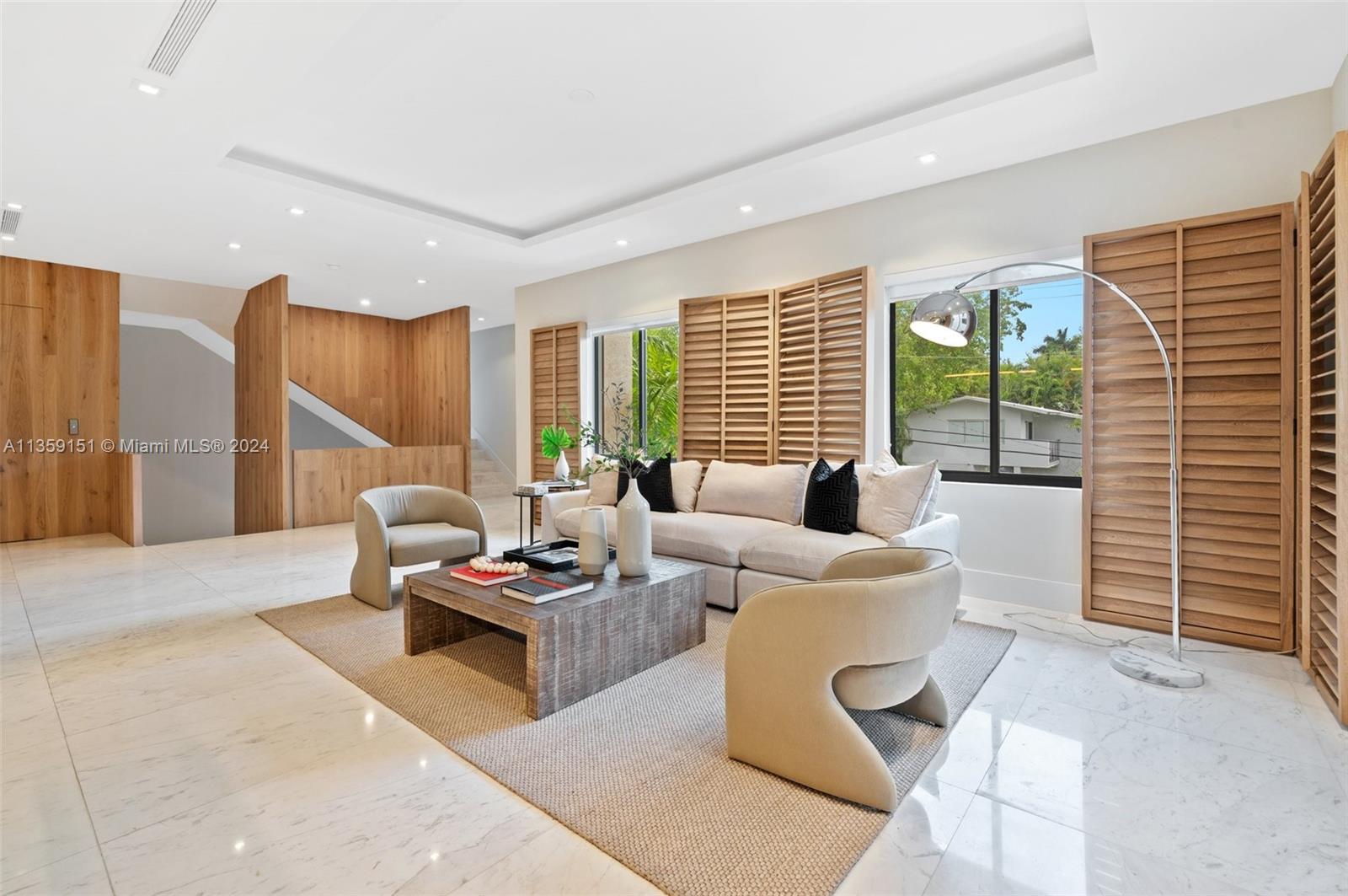 RESIDENCES AT VIZCAYA - Residential