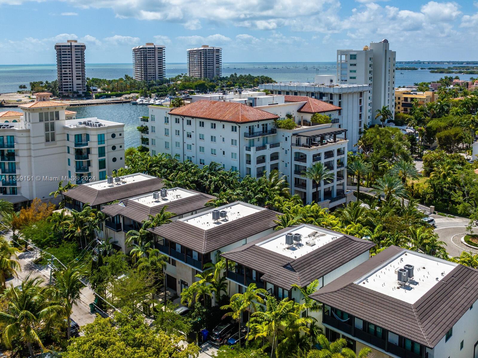 RESIDENCES AT VIZCAYA - Residential