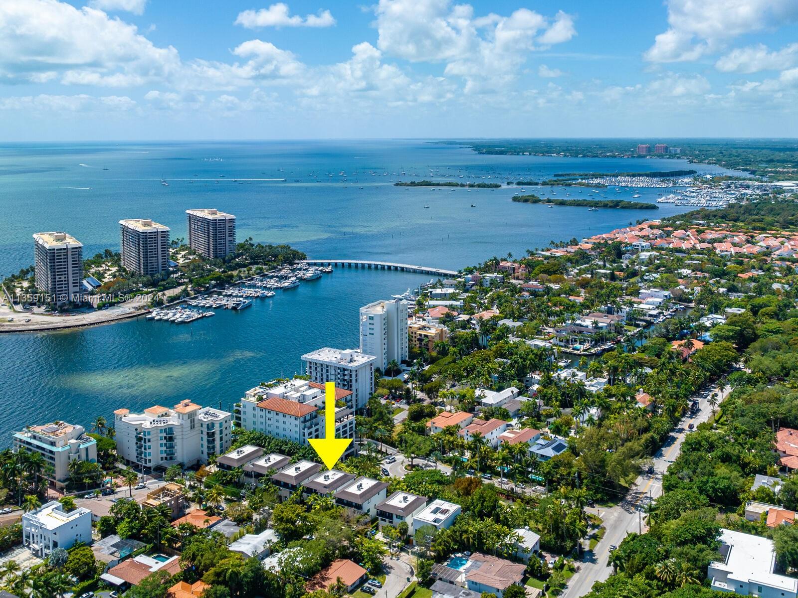 RESIDENCES AT VIZCAYA - Residential