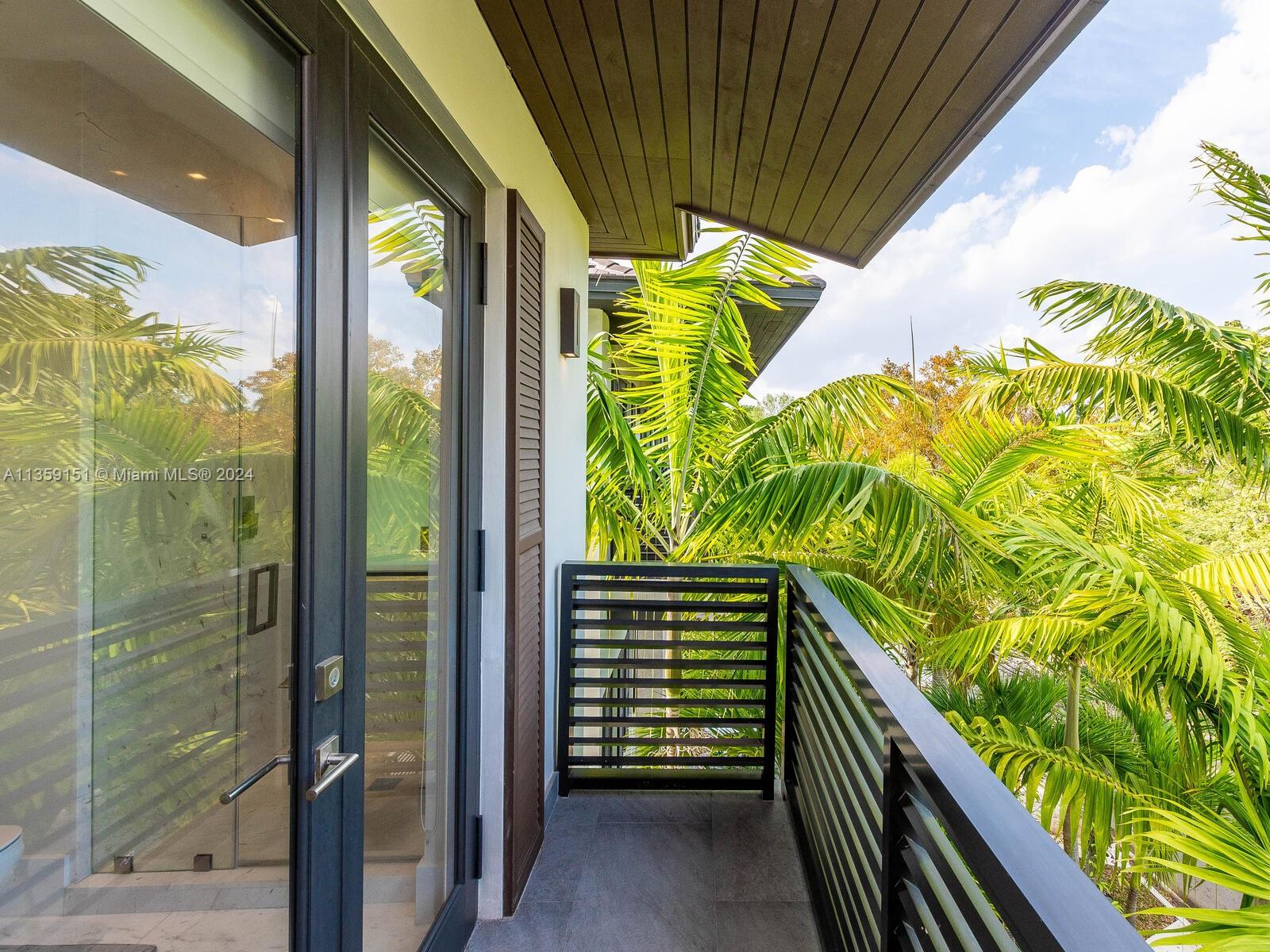 RESIDENCES AT VIZCAYA - Residential