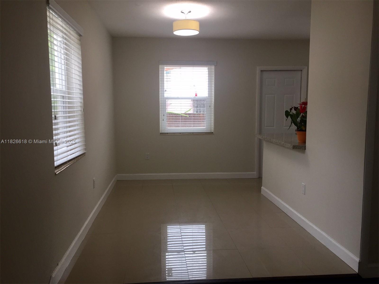 1155 NE 119 St 1