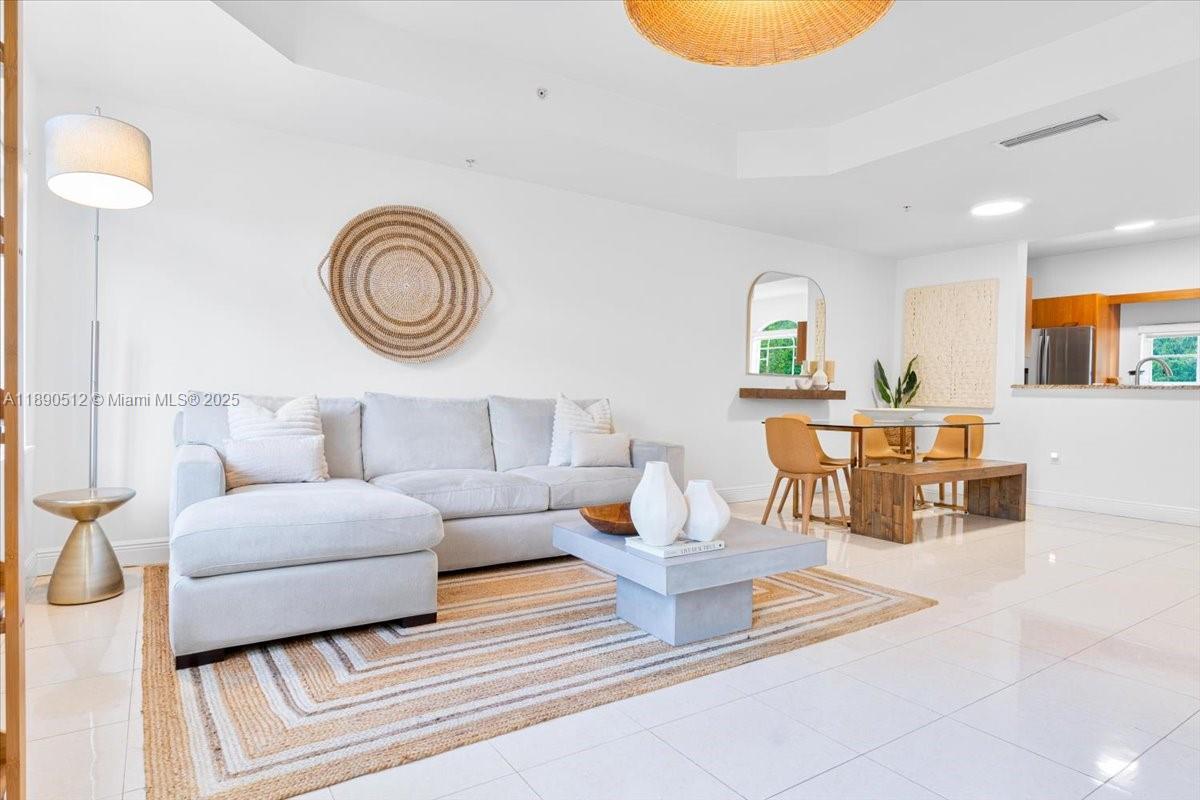 MERCO AT AVENTURA - Residential Lease