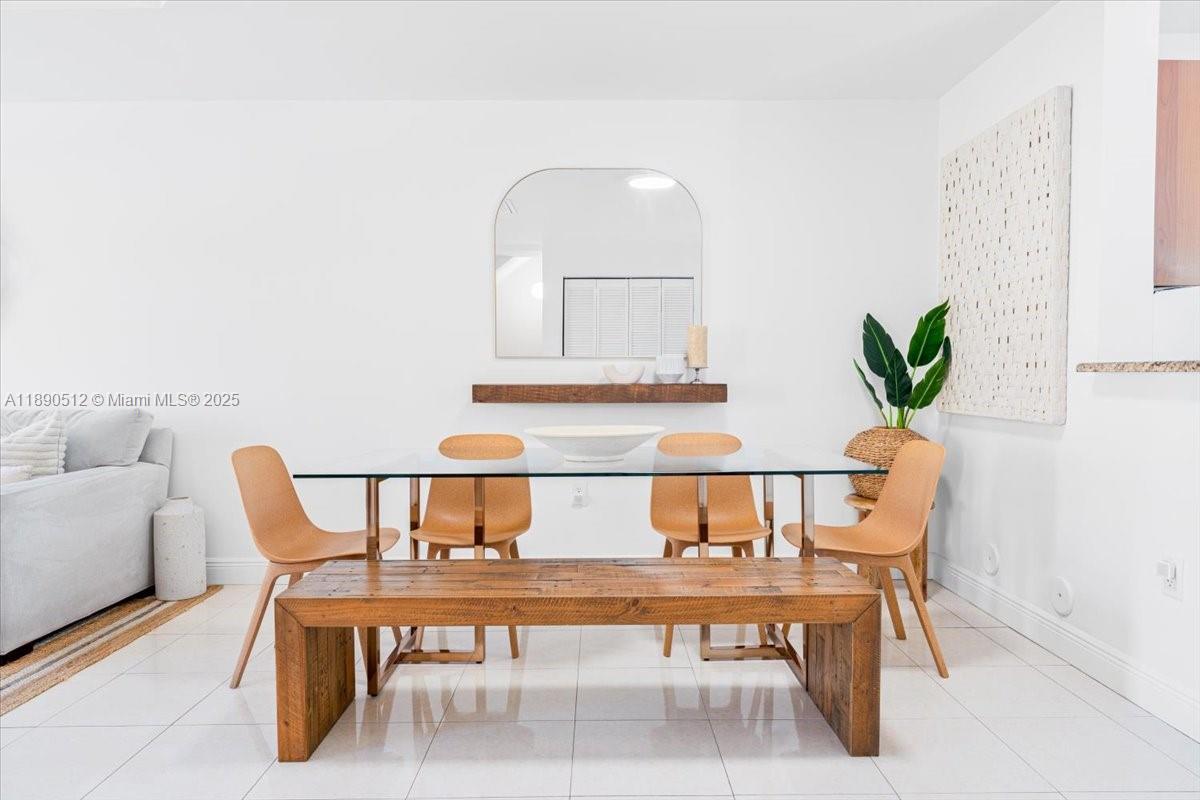 MERCO AT AVENTURA - Residential Lease