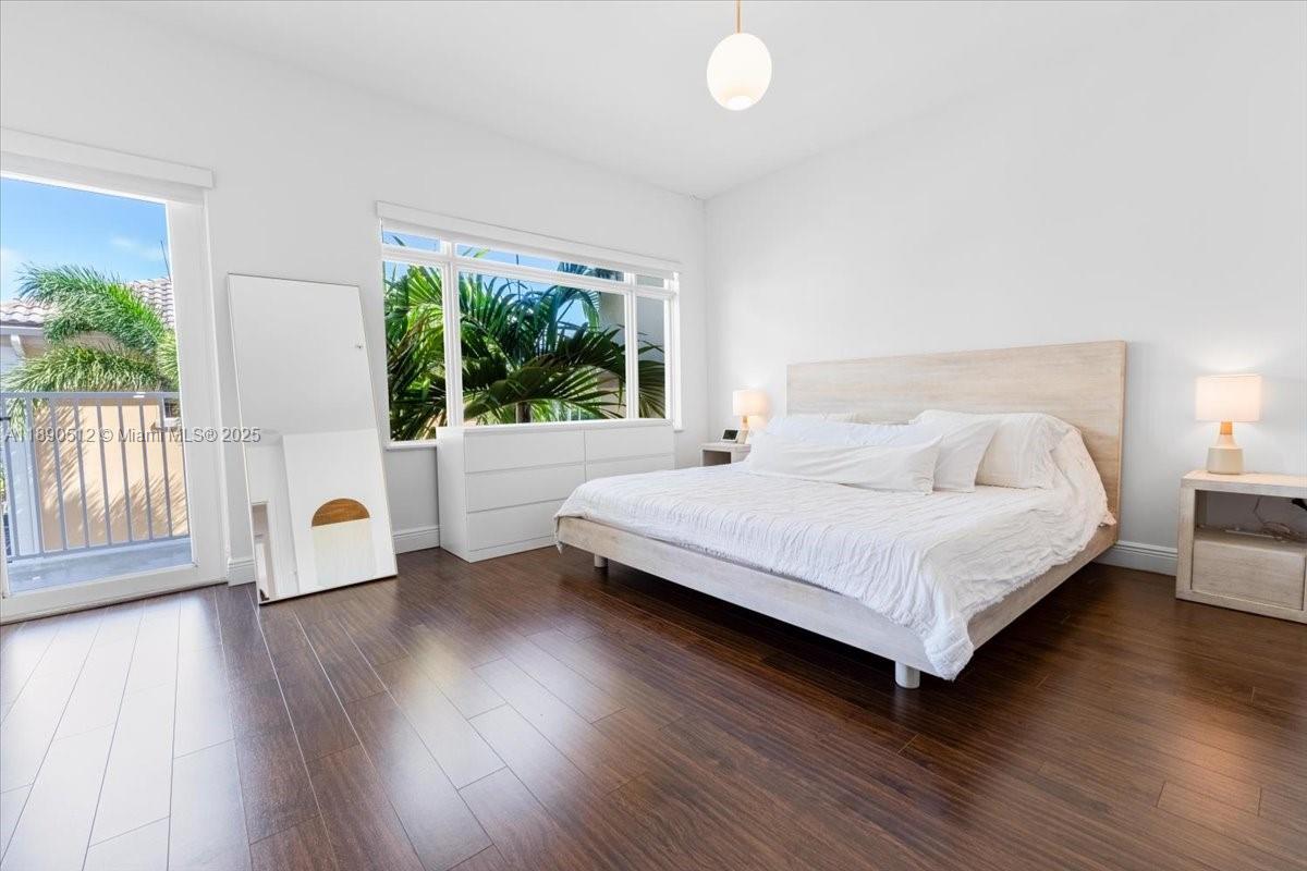 MERCO AT AVENTURA - Residential Lease