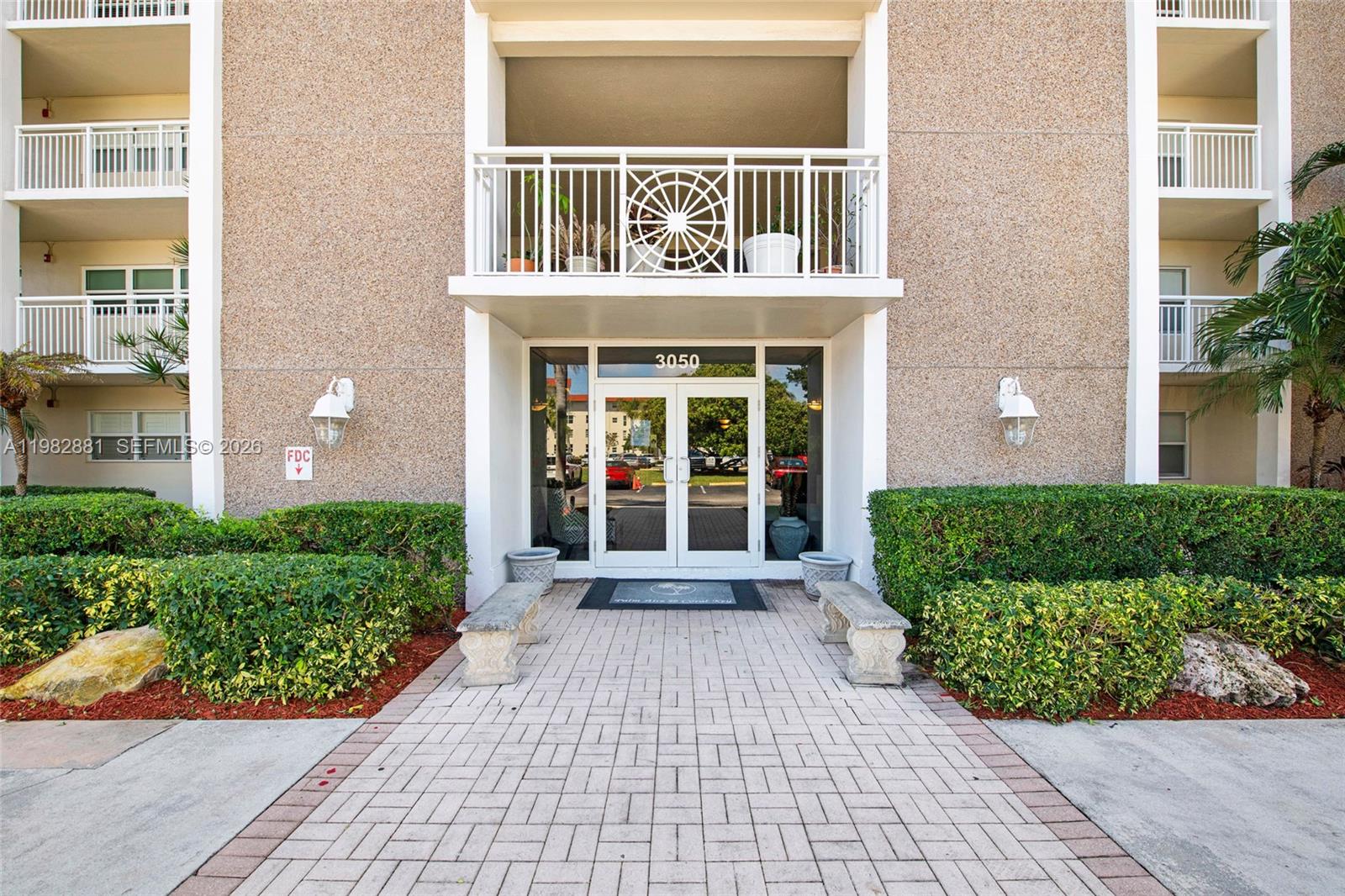 NO 1 PALM-AIRE AT CORAL K - Residential