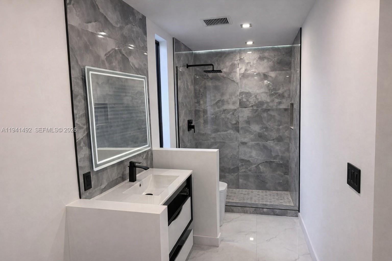 GROVE PARK - Residential