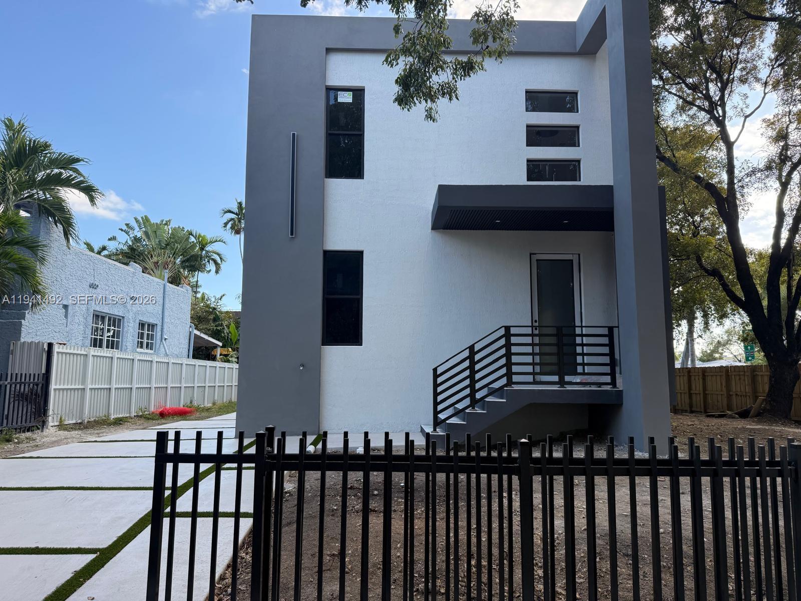 GROVE PARK - Residential