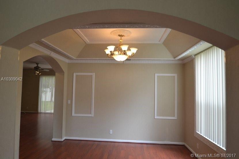 VULCAN MATERIALS COMPANY - Residential Lease