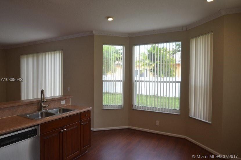 VULCAN MATERIALS COMPANY - Residential Lease