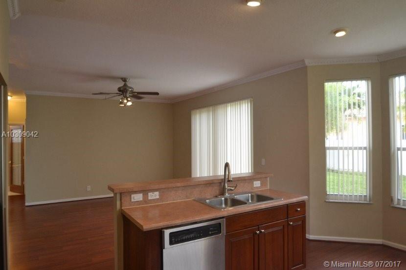 VULCAN MATERIALS COMPANY - Residential Lease