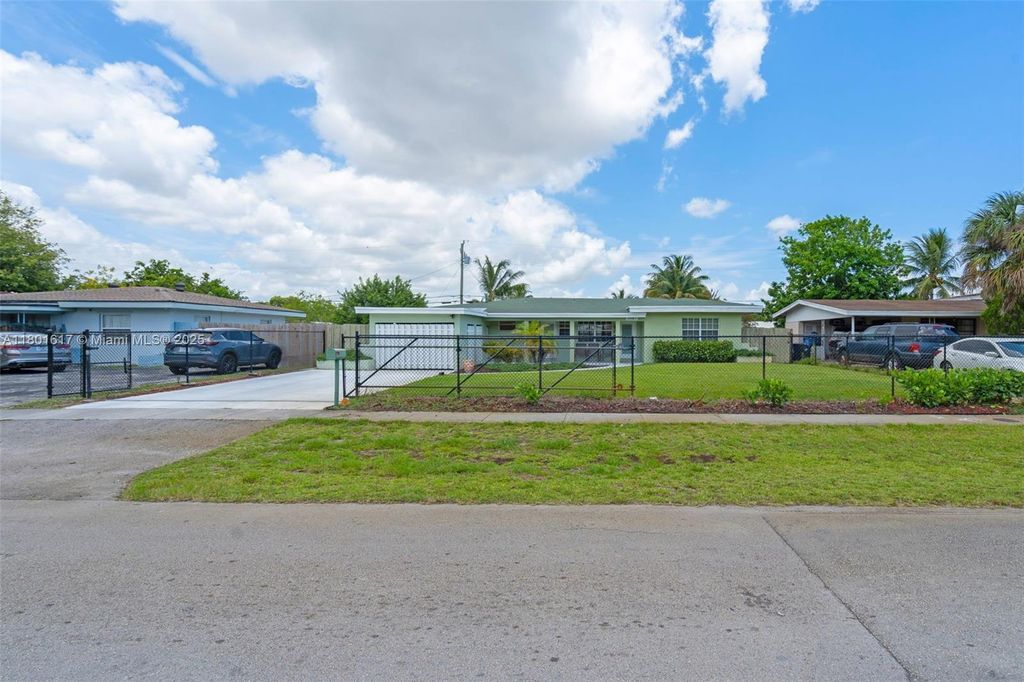 Photo of 3361 Jackson Blvd, Fort Lauderdale, FL 33312 (MLS # A11801617)