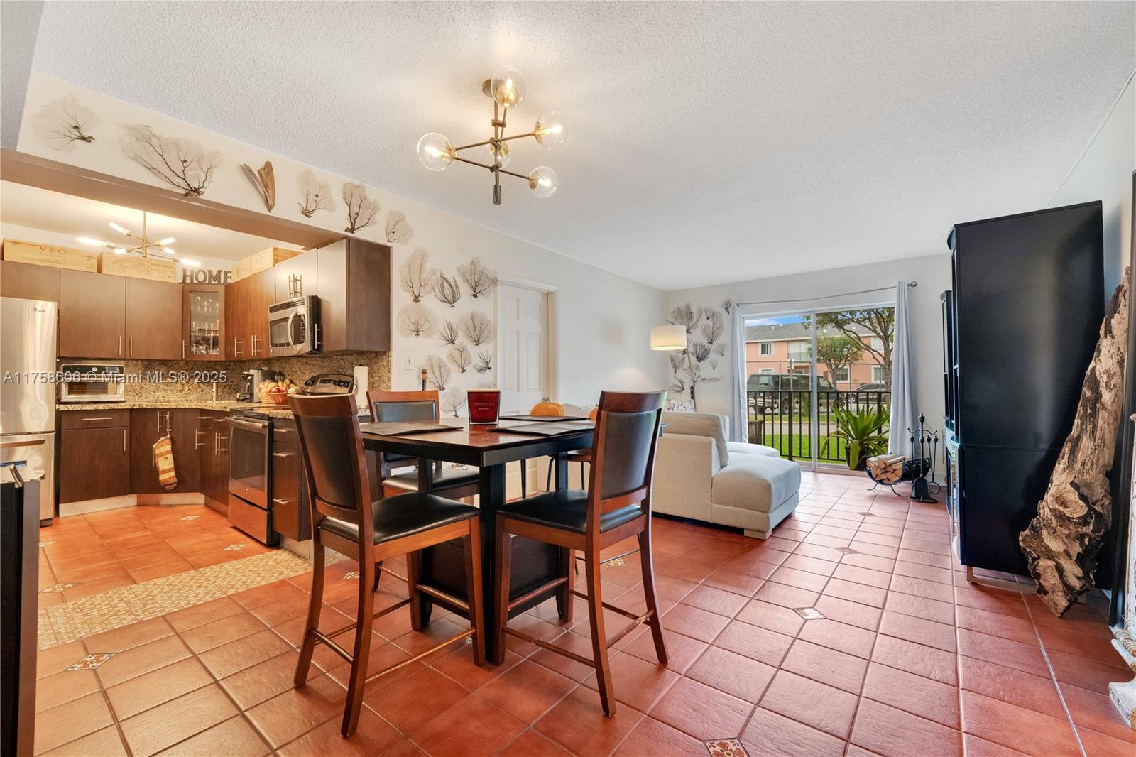 4705 Nw 7th St 101-7, Miami, Broward County, Florida - 3 Bedrooms  
2 Bathrooms - 