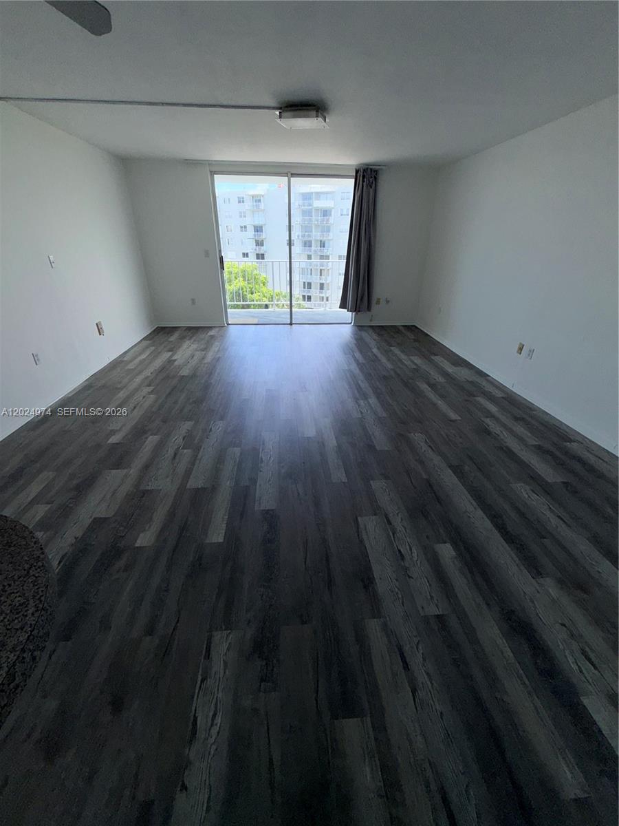 1470 NE 125th Ter 605