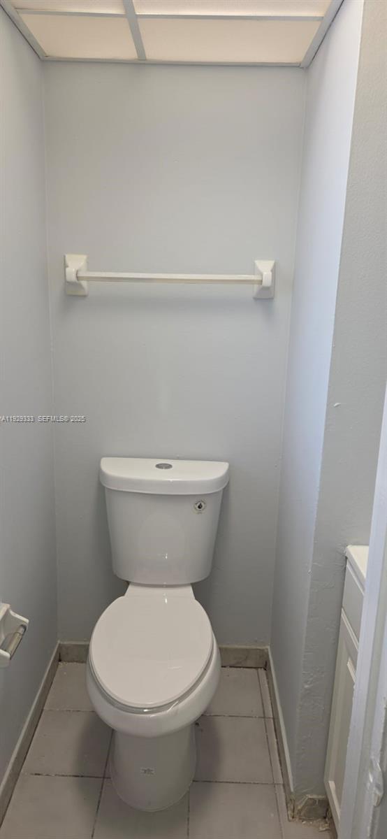 VERSAILLES GARDENS CONDO - Residential Lease