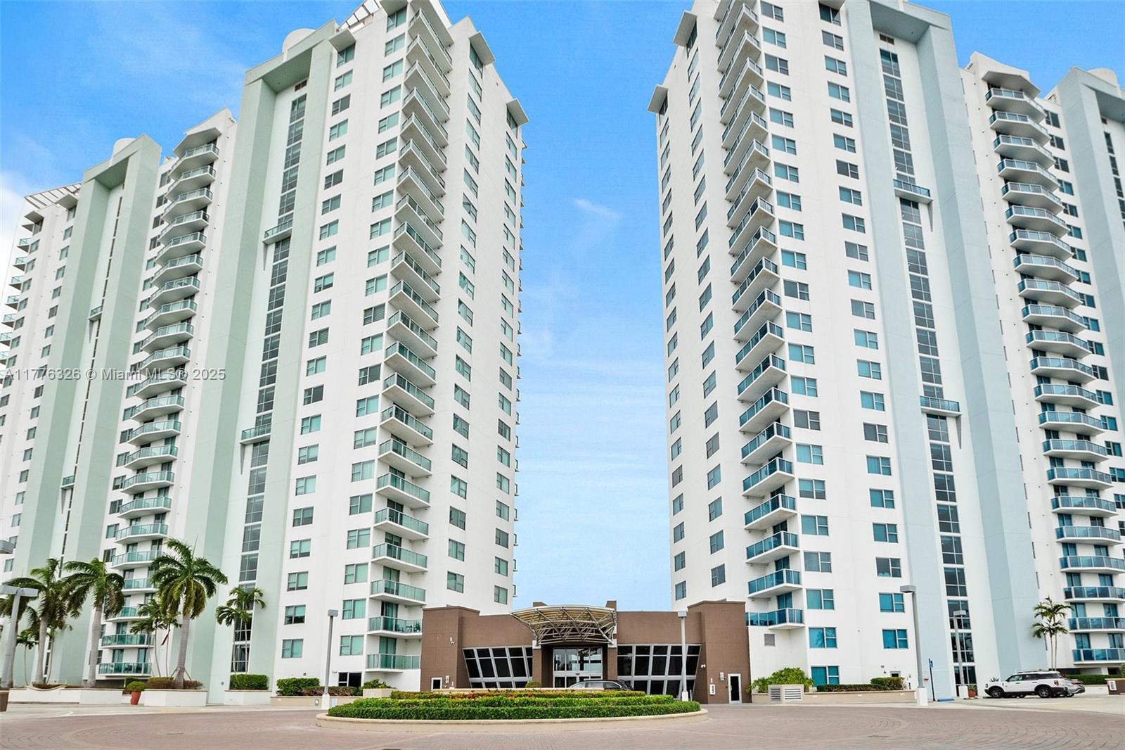 Property for Sale at 2681 N Flamingo Rd 608S, Sunrise, Miami-Dade County, Florida - Bedrooms: 3 
Bathrooms: 3  - $460,000