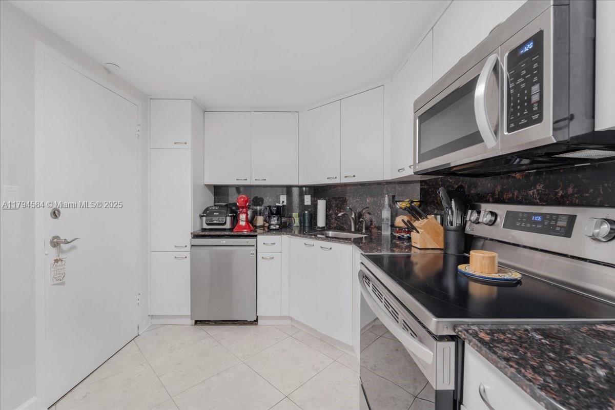 SKY HARBOUR EAST CONDO - Residential