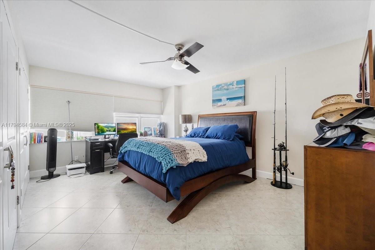 SKY HARBOUR EAST CONDO - Residential