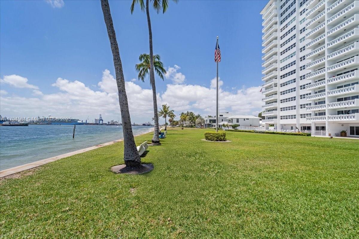 SKY HARBOUR EAST CONDO - Residential