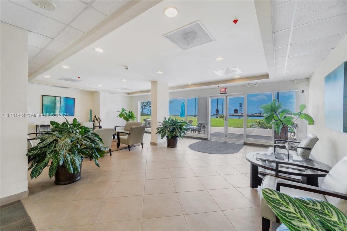SKY HARBOUR EAST CONDO - Residential