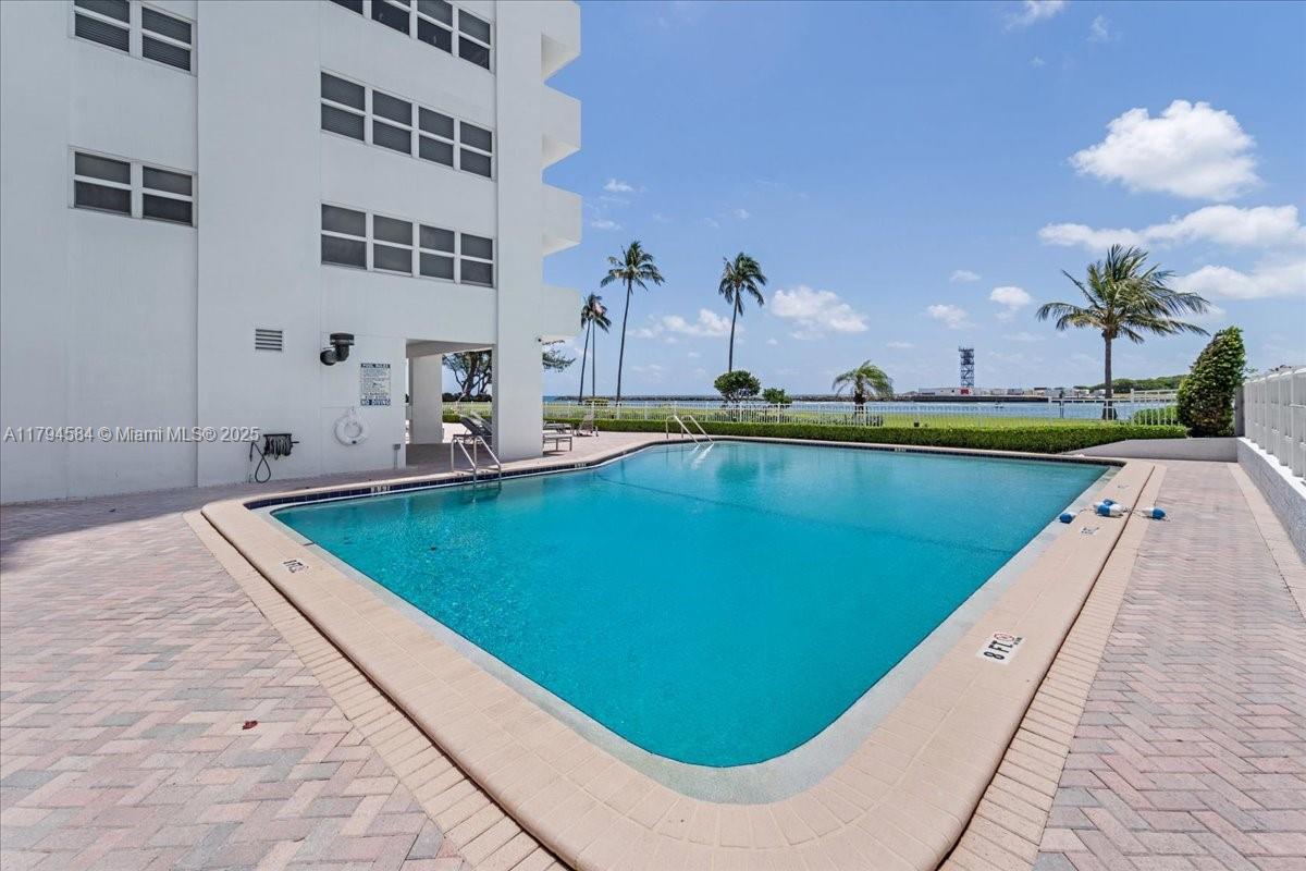 SKY HARBOUR EAST CONDO - Residential