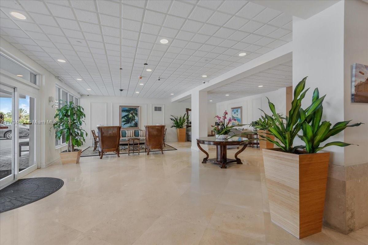 SKY HARBOUR EAST CONDO - Residential