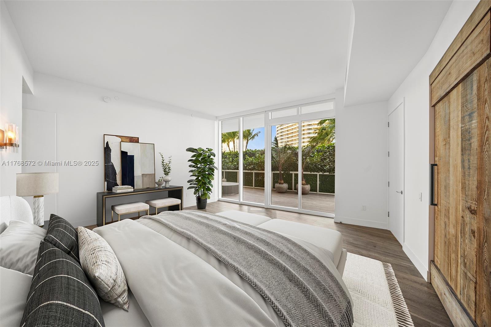 ICON CONDO - Residential