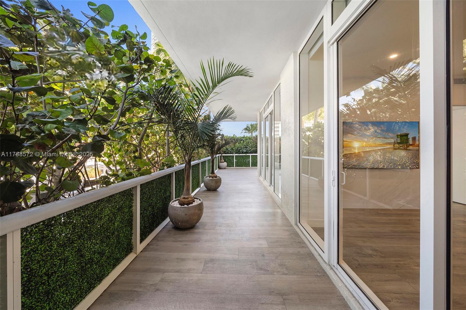 ICON CONDO - Residential