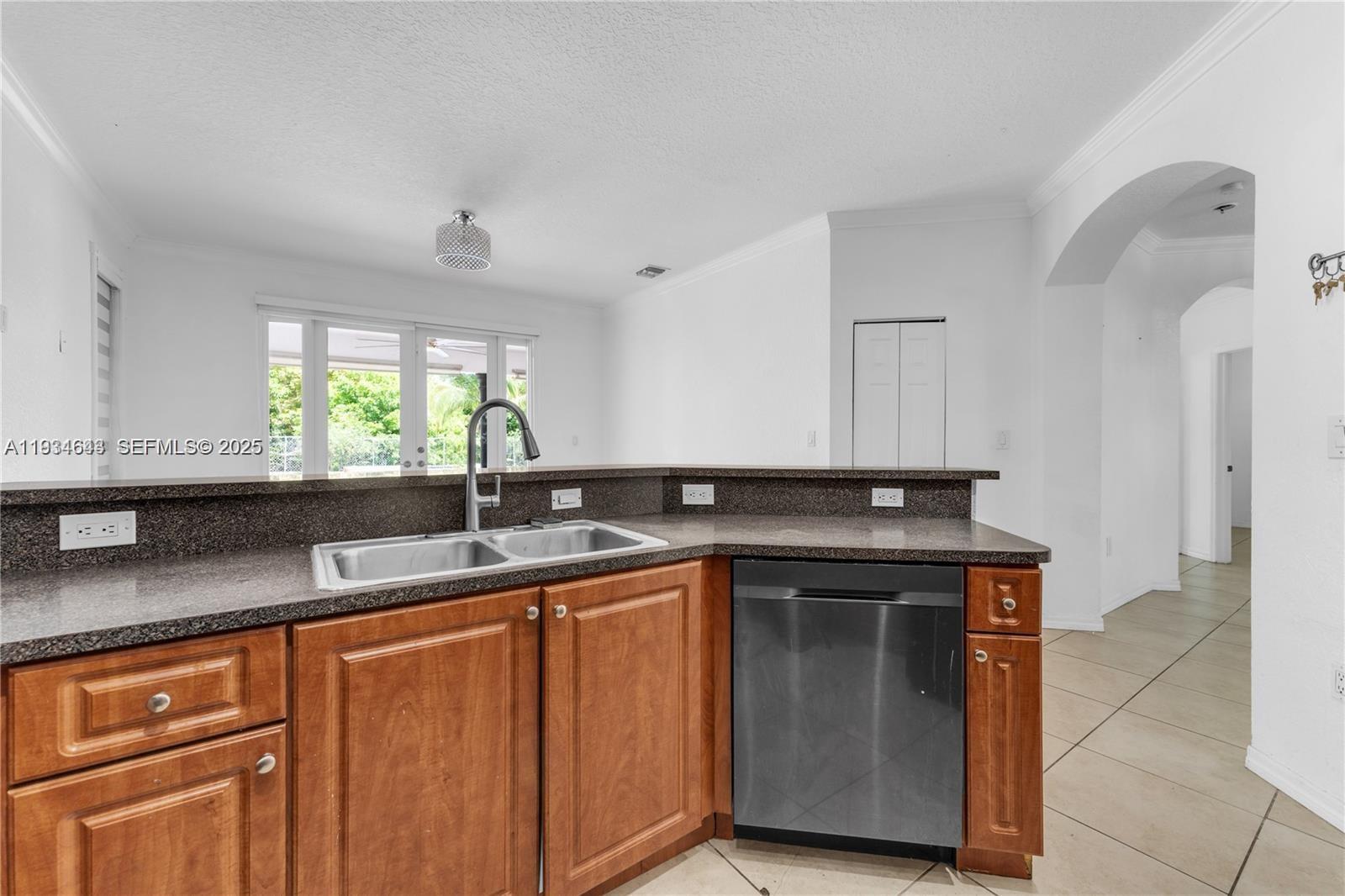 SOUTH POINT FIRST ADDITIO - Residential